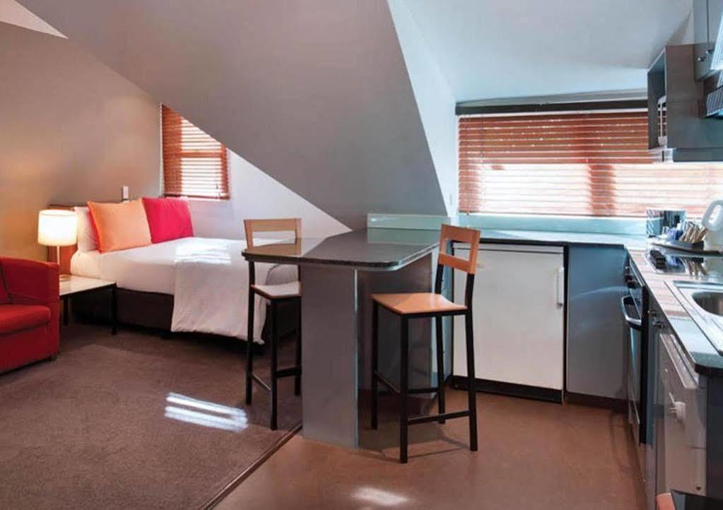 Aparthotel Medina Serviced Double Bay 4*